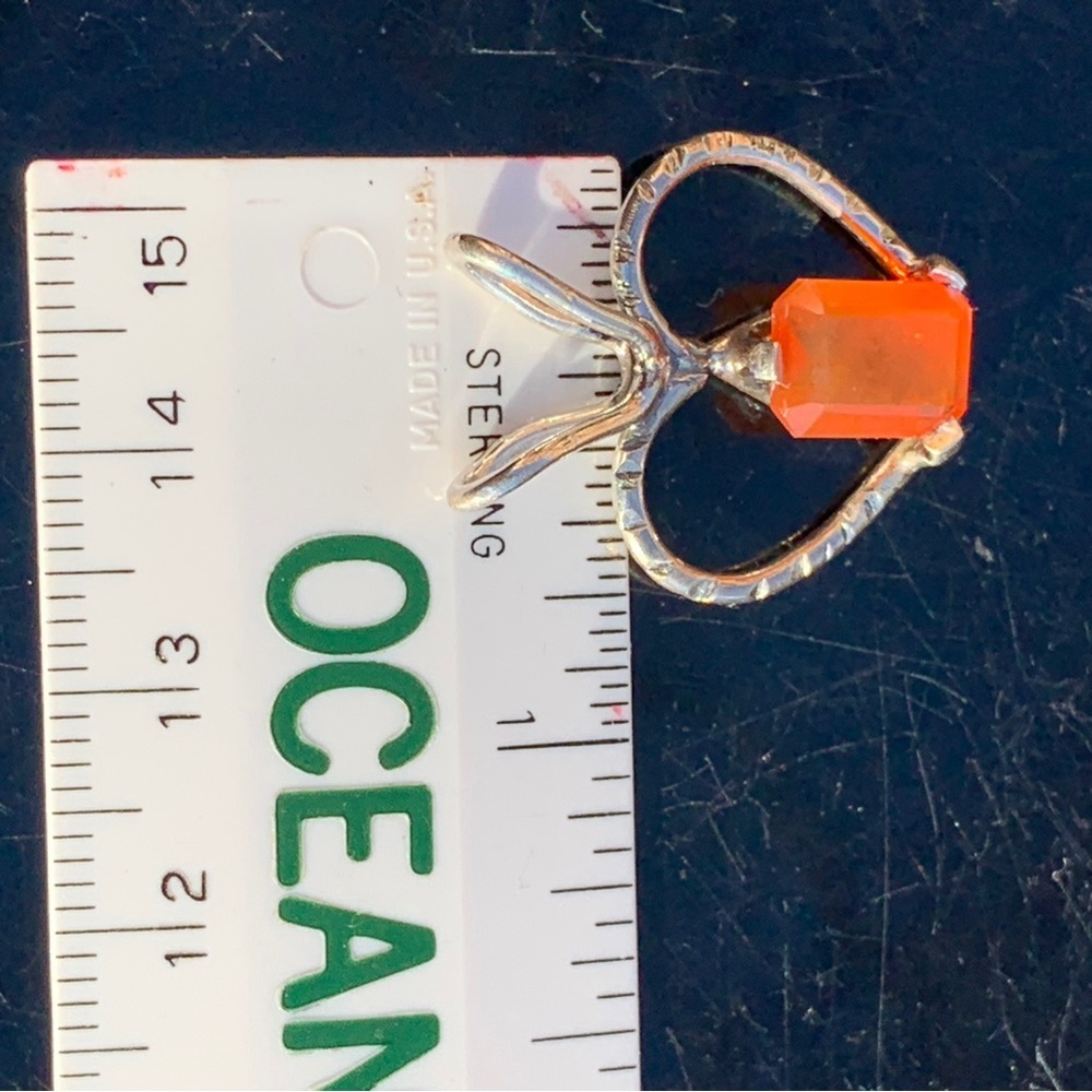 Hand-crafted Mexican Jelly Fire Opal 925 Sterling Silver Pendant - Picture 16 of 17